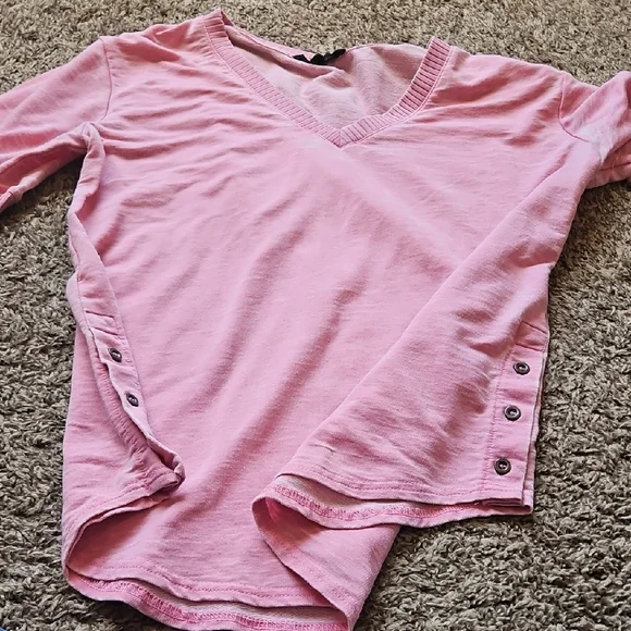 Jane & Delancey V-Neck Women's Top MEDIUM - Picture 2 of 5